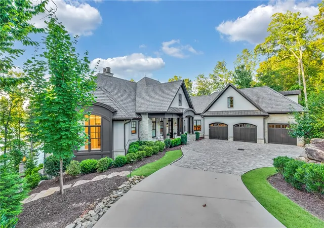Photo 2 of Single family home for sale at 110 Waterfern Ct, Six Mile, SC 29682 | MLS# 20304076 | Listing updated on 2026-08-13