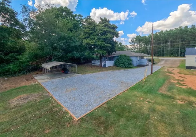 Photo 2 of Single family home for sale at 2811 W Whitner St, Anderson, SC 29626 | MLS# 20304066 | Listing updated on 2026-09-14