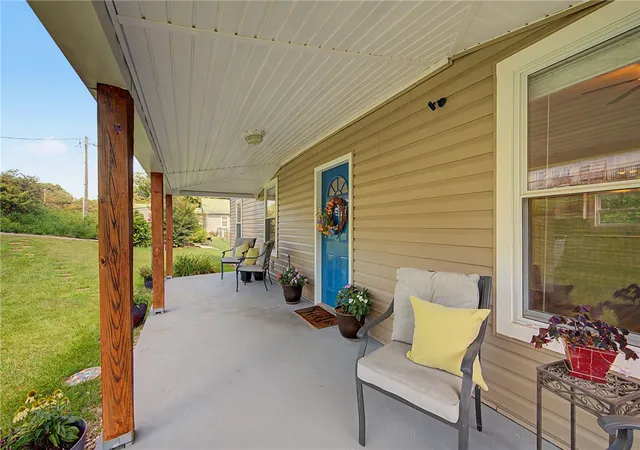 Photo 2 of Sale Pending at 312 Cateechee Trl, Central, SC 29630 | MLS# 20304121 | Listing updated on 2026-09-12