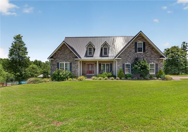 Single family home for sale at 1051 Wild Deer Ln, Belton, SC 29627 | MLS# 20304201