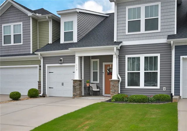 Photo 2 of Townhouse for sale at 113 Rosecroft Dr, Easley, SC 29642 | MLS# 20304343 | Listing updated on 2026-08-30