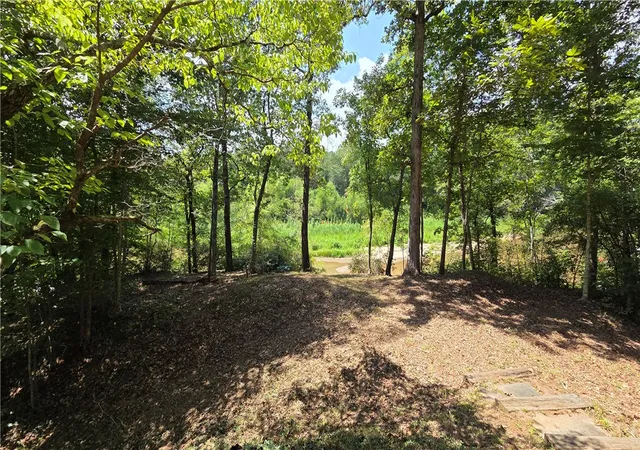 Photo 4 of Single family home for sale at 517 Chimney Ridge, Westminster, SC 29693 | MLS# 20304670 | Listing updated on 2026-08-23
