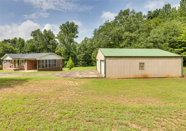 5th image of 161 Academy Dr, Pickens, SC 29671 | MLS# 20304735