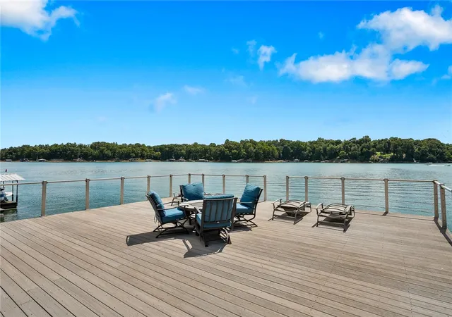 3rd image of 310 Perry Cir, Townville, SC 29689 | MLS# 20304746