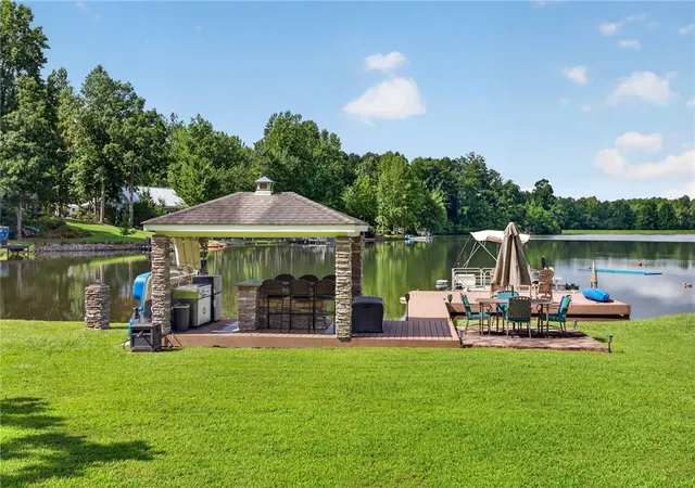 Photo 3 of Single family home for sale at 113 Panda Pkwy, Tamassee, SC 29686 | MLS# 20304662 | Listing updated on 2026-09-08