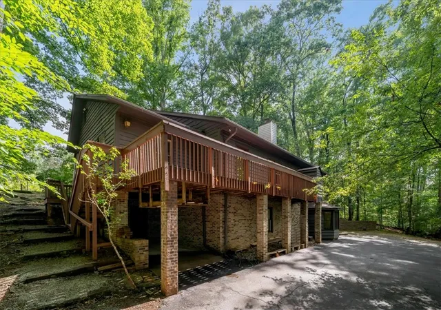 Photo 4 of Single family home for sale at 211 Timberline Ridge, Walhalla, SC 29691 | MLS# 20303816 | Listing updated on 2026-09-10