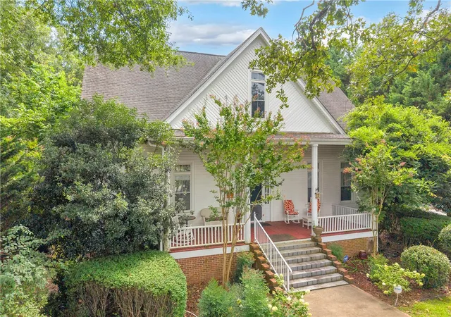 1st image of 100 E Wesley St, Walhalla, SC 29691 | MLS# 20304786
