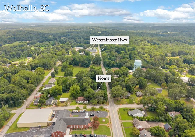 Photo 3 of Single family home for sale at 100 E Wesley St, Walhalla, SC 29691 | MLS# 20304786 | Listing updated on 2026-08-07