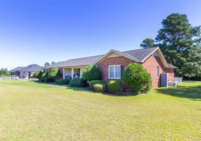 Photo 2 of Single family home for sale at 3444 Highway 81 N, Anderson, SC 29621 | MLS# 20304649 | Listing updated on 2026-08-20