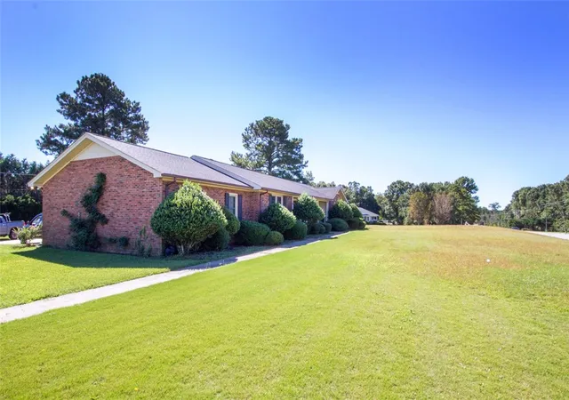 Photo 3 of Single family home for sale at 3444 Highway 81 N, Anderson, SC 29621 | MLS# 20304649 | Listing updated on 2026-08-20