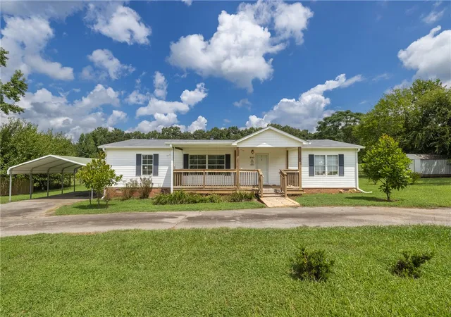 Photo 1 of Manufactured home for sale at 503 Mulliken Rd, Central, SC 29630 | MLS# 20304630 | Listing updated on 2026-09-12