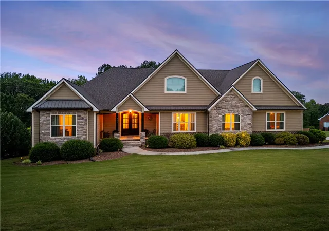 1st image of 316 Scenic Lake Ct, Piedmont, SC 29673 | MLS# 20304847
