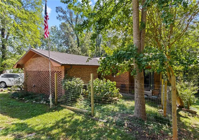 3rd image of 707 Campbell Town Rd, Walhalla, SC 29691 | MLS# 20304845
