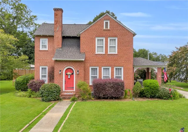 Photo 1 of Single family home for sale at 308 Retreat St, Westminster, SC 29693 | MLS# 20304744 | Listing updated on 2026-08-22