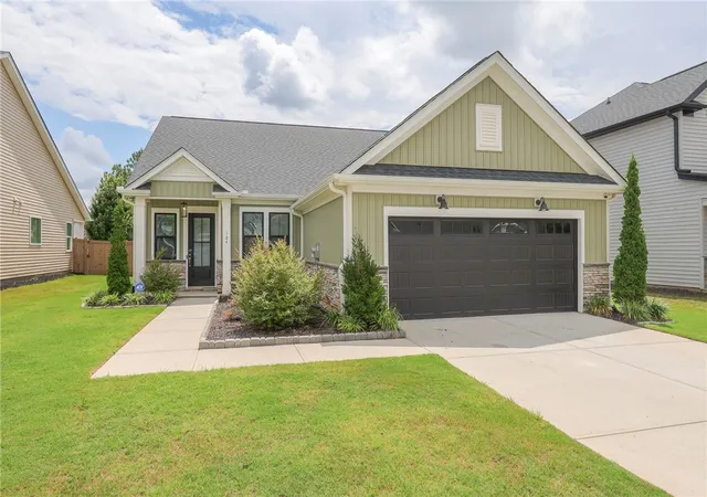 1st image of 124 Laurel Oak Dr, Anderson, SC 29621 | MLS# 20304691