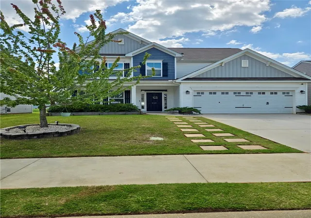 Photo 1 of Sale Pending at 717 Pollyanna Dr, Greenville, SC 29605 | MLS# 20304820 | Listing updated on 2026-08-28