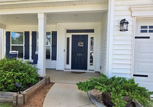 Photo 2 of Sale Pending at 717 Pollyanna Dr, Greenville, SC 29605 | MLS# 20304820 | Listing updated on 2026-08-28