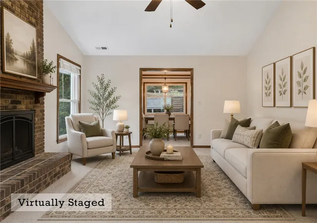 Photo 3 of Sale Pending at 1606 Winding Way, Taylors, SC 29687 | MLS# 20304882 | Listing updated on 2026-08-23