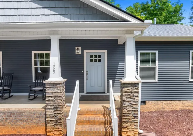 Photo 3 of Single family home for sale at 195 Centurion Ln, Pickens, SC 29671 | MLS# 20304891 | Listing updated on 2026-09-24