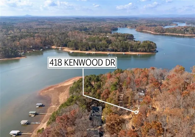 Photo 3 of Single family home for sale at 418 Kenwood Dr, Westminster, SC 29693 | MLS# 20304929 | Listing updated on 2026-08-11