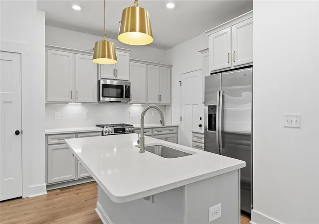 Photo 3 of Townhouse for sale at 126 Silo Ridge Dr, Anderson, SC 29621 | MLS# 20304926 | Listing updated on 2026-10-09