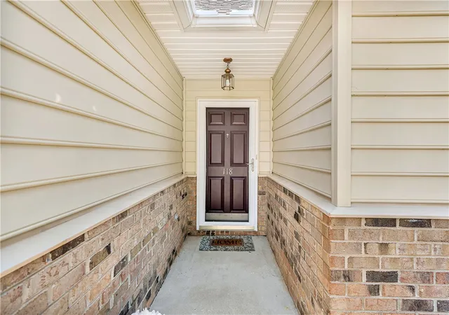 Photo 2 of Townhouse for sale at 118 Shipyard Cir, Anderson, SC 29621 | MLS# 20304919 | Listing updated on 2026-09-01