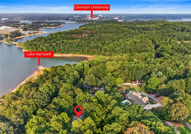 Photo 2 of Sale Pending at 120 Logans Way, Seneca, SC 29678 | MLS# 20304869 | Listing updated on 2026-09-18