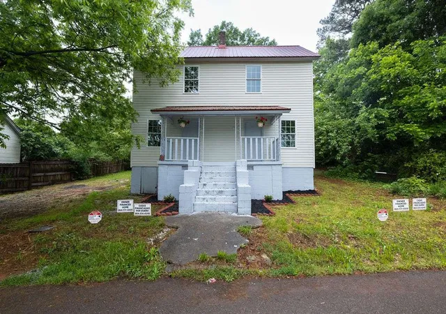 2nd image of 1502 Mitchell St, Anderson, SC 29624 | MLS# 20304945