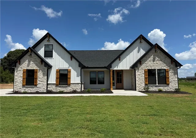 1st image of 1640 Old Dobbins Bridge Rd, Townville, SC 29689 | MLS# 20304994
