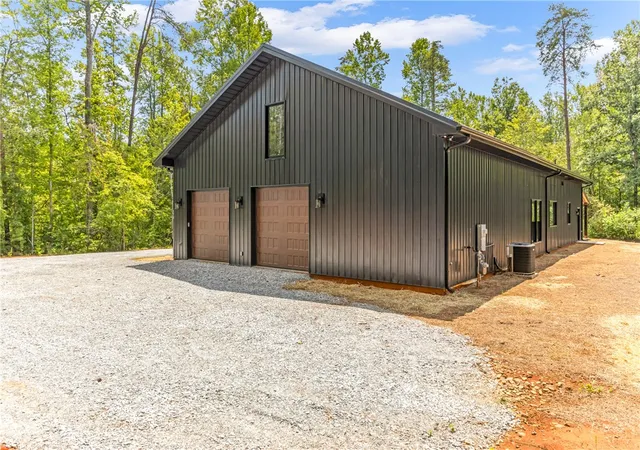 Photo 3 of Single family home for sale at 173 Ambler School Rd, Marietta, SC 29661 | MLS# 20304997 | Listing updated on 2026-09-09
