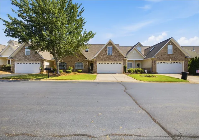 Photo 3 of Townhouse for sale at 115 Shipyard Cir #15C, Anderson, SC 29621 | MLS# 20304959 | Listing updated on 2026-09-20