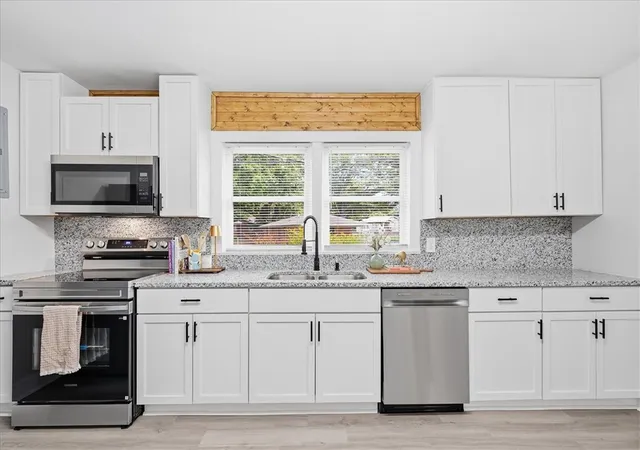 Photo 4 of Single family home for sale at 12 Stephanie Dr, Pelzer, SC 29669 | MLS# 20305002 | Listing updated on 2026-09-12