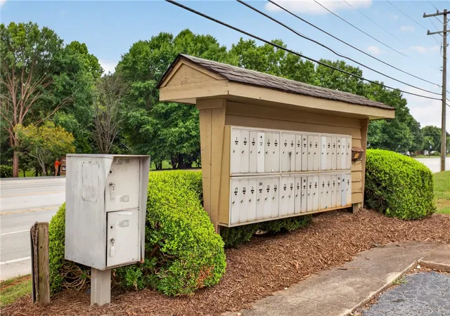 2nd image of 343 Old Greenville Hwy, Clemson, SC 29631