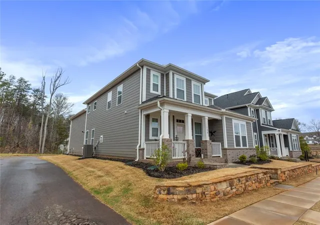 Photo 3 of Single family home for sale at 108 Founders Blvd, Central, SC 29630 | MLS# 20305008 | Listing updated on 2026-08-13