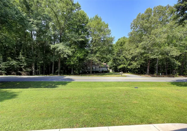Photo 3 of Single family home for sale at 303 Mill St, Williamston, SC 29697 | MLS# 20304975 | Listing updated on 2026-08-26