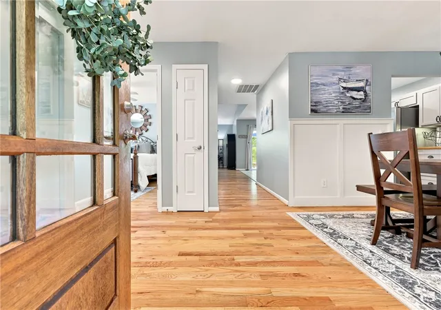 2nd image of 105 Wapiti Ln, Westminster, SC 29693 | MLS# 20305015