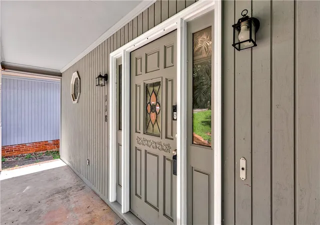 Photo 4 of Single family home for sale at 118 Old Saluda Dam Rd, Greenville, SC 29611 | MLS# 20304177 | Listing updated on 2026-08-18
