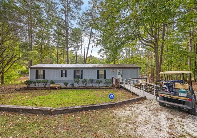 1st image of 725 Shelor Ferry Rd, Fair Play, SC 29643 | MLS# 20305007