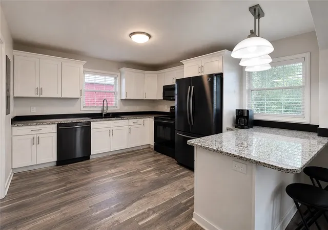 Photo 3 of Single family home for sale at 208 W North Ave, Westminster, SC 29693 | MLS# 20305047 | Listing updated on 2026-09-08
