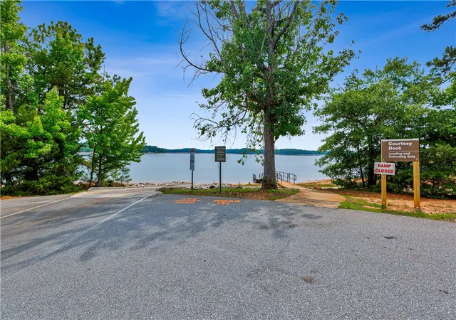 3rd image of 842 Conneross Rd, Townville, SC 29689 | MLS# 20304996