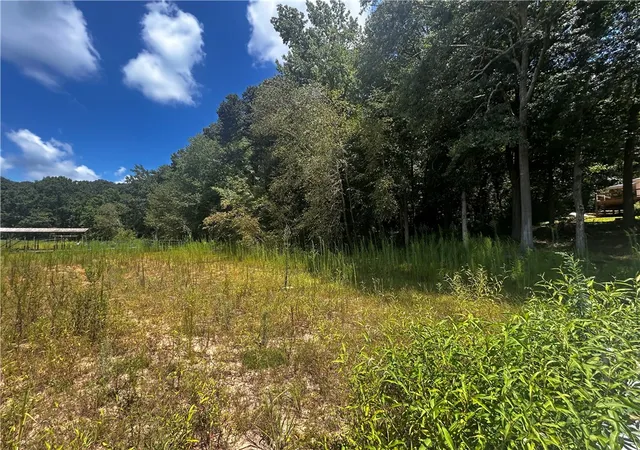 Photo 4 of Sale Pending at 112 Beaver Ln, Townville, SC 29689 | MLS# 20305049 | Listing updated on 2026-09-17