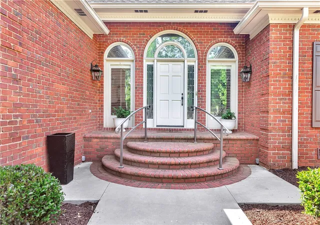 2nd image of 1002 Thornehill Dr, Anderson, SC 29621 | MLS# 20305048