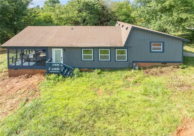 1st image of 166 Mcjunkin Dr, Pickens, SC 29671 | MLS# 20305084