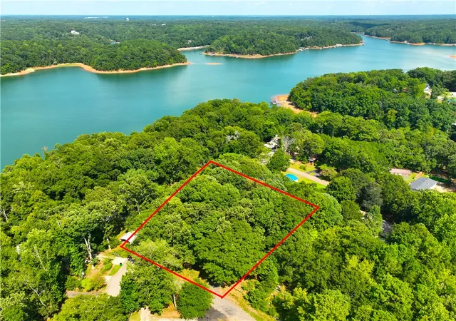 2nd image of 322 Lakeview Dr, Townville, SC 29689 | MLS# 20304895