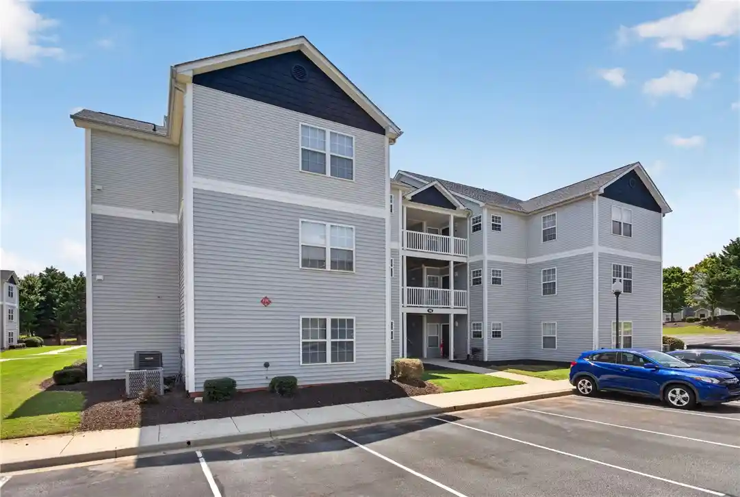 Listing Photo 1 - Condo for sale in 146 University Vlg Dr located at 146 University Vlg Dr, Central, SC 29630 - Unit 146 University Village Dr