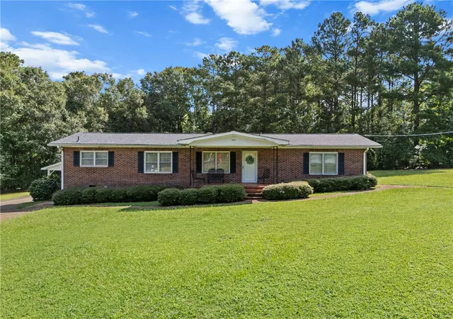 Photo 1 of Single family home for sale at 404 Roger Bolt Rd, Belton, SC 29627 | MLS# 20305096 | Listing updated on 2026-09-02