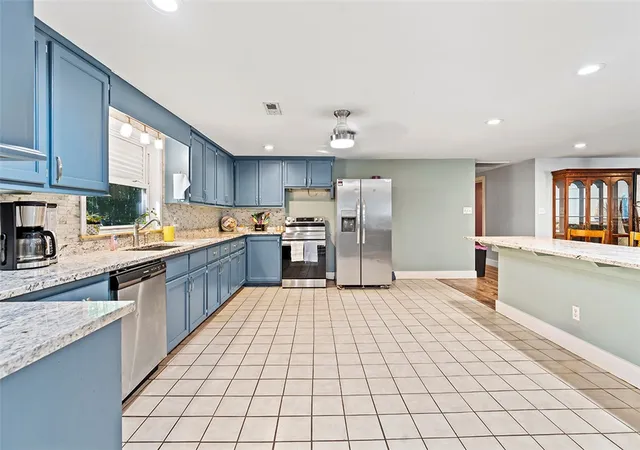 Photo 3 of Single family home for sale at 93 York Dr, Iva, SC 29655 | MLS# 20305100 | Listing updated on 2026-08-15