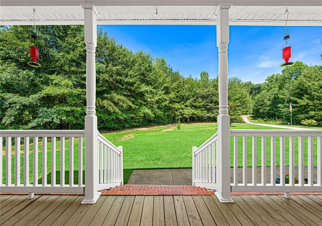 Photo 3 of Manufactured home for sale at 276 Childress Rd, Easley, SC 29640 | MLS# 20305106 | Listing updated on 2026-09-07