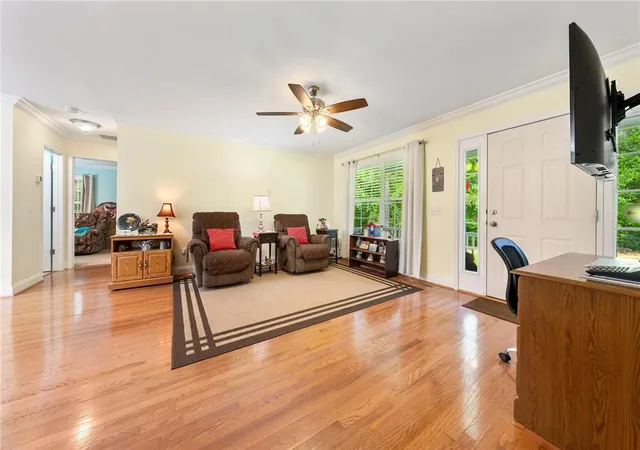 Photo 3 of Manufactured home for sale at 276 Childress Rd, Easley, SC 29640 | MLS# 20305106 | Listing updated on 2026-09-07