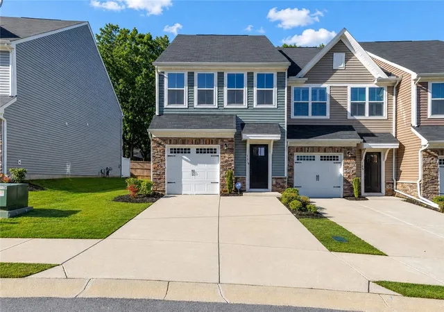 Townhouse for sale at 131 Marthawood Ln, Greer, SC 29650 | MLS# 20304849